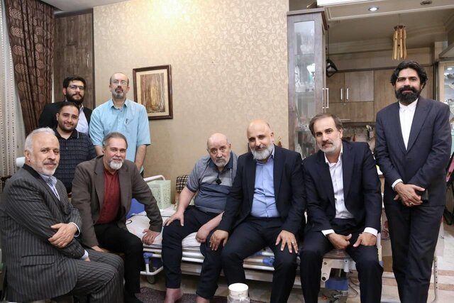 رئیس سازمان سینمایی به عیادت جمال شورجه رفت