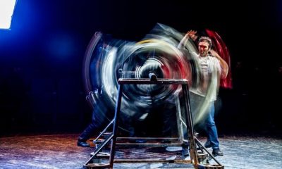 %D8%AF%D8%B1 %D8%B3%DB%8C%D9%86%D9%85%D8%A7 %D9%88 %D8%AA%DB%8C%D8%A7%D8%AA%D8%B1 %DA%86%D9%87 %D8%AE%D8%A8%D8%B1 %D8%A7%D8%B3%D8%AA %D8%9F 400x240