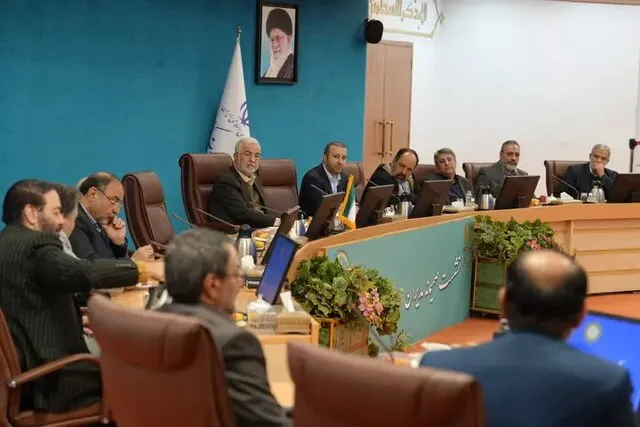 وزیر کشور از انتقادهای سازنده رسانهها استقبال میکنیم