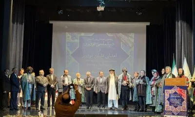 اهدای نشان به کارگردان فیلمهای بچه مردم و چشم بادومی