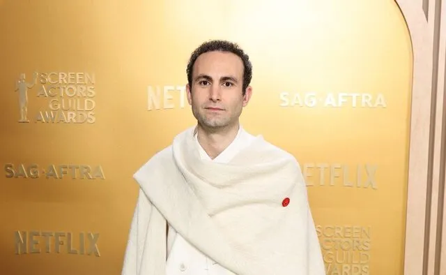 بازیگر سریال تاج برای حمایت از فلسطین احضار شد