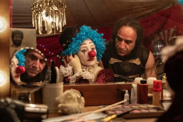 برای بی‌ سر وصدا و سرنوشت مبهم اکرانش