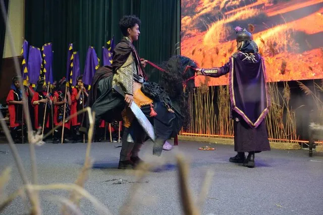 رستم و سهراب به روایت کودکان کار