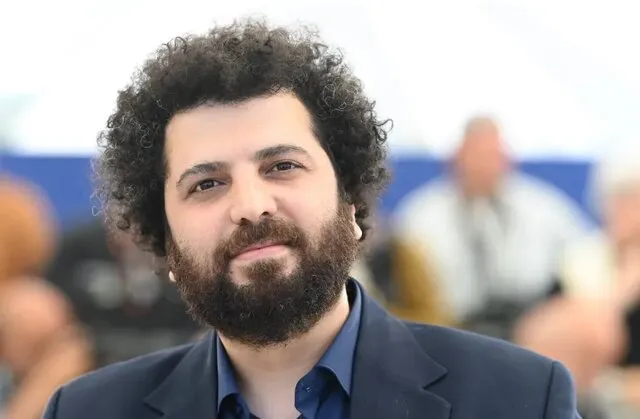 زن و بچه سعید روستایی در مسیر کن