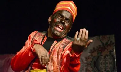 سیاه ما منتقد است نه گدا