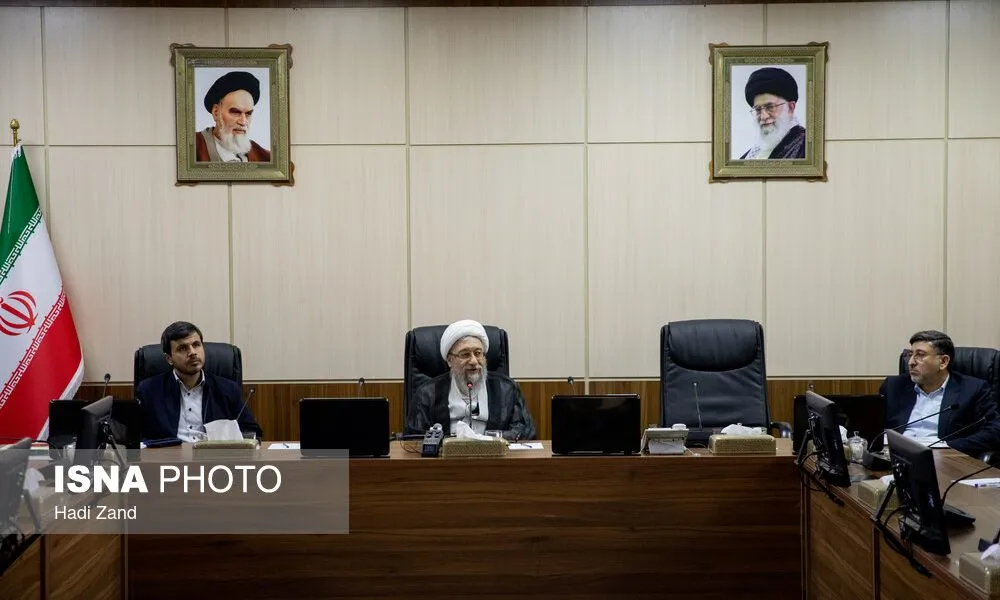 نشست رئیس مجمع تشخیص مصلحت نظام با مدیران رسانه‌های کشور