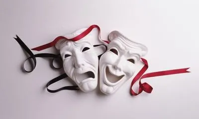 هنرمندان تئاتر روایتگر هویت مردمان این سرزمین هستند