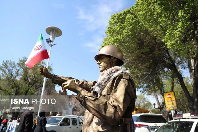 ویدئو همراه با تلویزیون در روز قدس