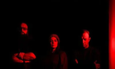 اجرای صابر ابر در باغ کتاب آغاز شد