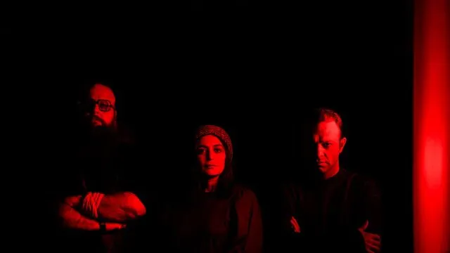 اجرای صابر ابر در باغ کتاب آغاز شد