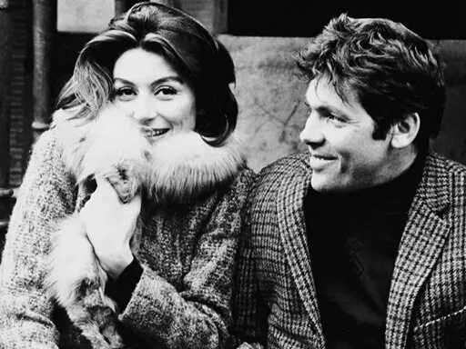 بازگشت یک مرد و یک زن به کن