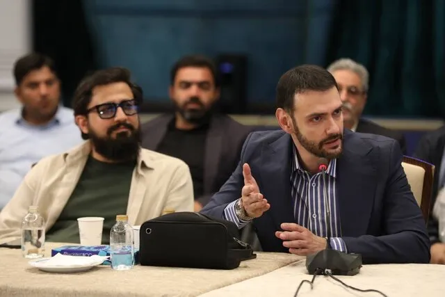 با تلویزیون همکاری می‌کنم اگر نقش‌هایی را بازی کنم که