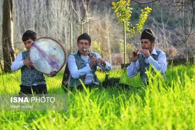 بشنوید مردم مراقب زمین باشید
