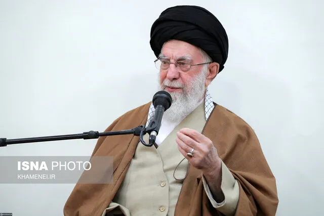 تجلیل رهبر انقلاب از برنامه‌های قرآنی ماه مبارک رمضان