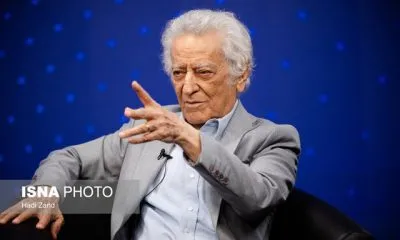 فقط ۳ سال از رادیو کوچکتر است در نوجوانی سلبریتی