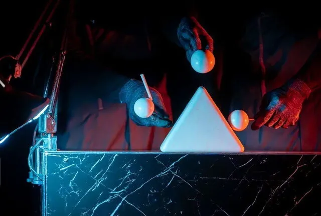 «مثلث» به صحنه بازمی‌گردد