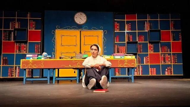 مونا فرجاد به کتابخانه نیمهشب پیوست