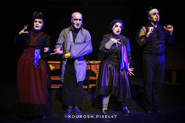 هر لحظه ممکن بود مردم ما را باور نکنند