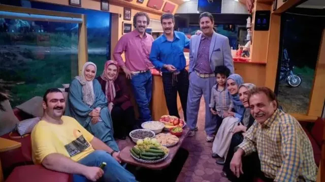 پایتخت، کمپر ارسطو را به برج میلاد برد