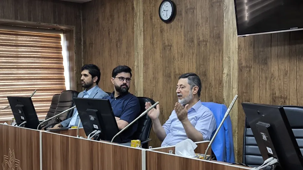 باید حق ساخت کمدی خوب انتقادی را بدهیم تا کمدی