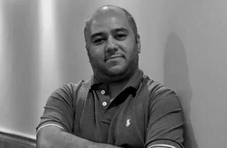 میلاد نیک آبادی لیرشاه را اجرا میکند