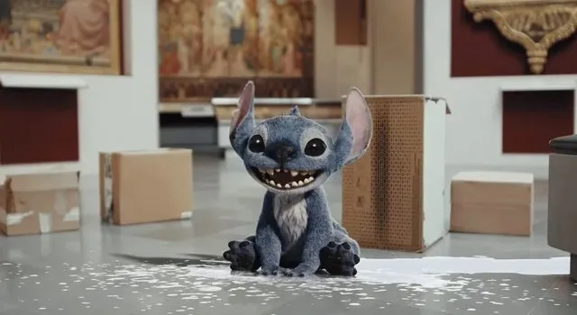 نمایش یکی از شخصیت‌ها دیزنی در کنار داوود میکل‌آنژ